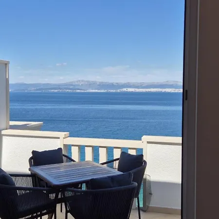 Bruno 1&2 - Two-room Penthouse - Wonderful Panoramic View Of The Sea - The Location, First Row To The - 10 Minutes From Supetar Ferry Port - Free Secured Parking - Facilities Nearby Apartment Sutivan