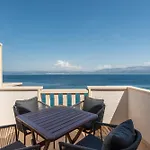 דירה Bruno 1&2 - Two-room Penthouse - Wonderful Panoramic View Of The Sea - The Location, First Row To The - 10 Minutes From Supetar Ferry Port - Free Secured Parking - Facilities Nearby סוטיבאן