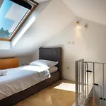Bruno 1&2 - Two-room Penthouse - Wonderful Panoramic View Of The Sea - The Location, First Row To The - 10 Minutes From Supetar Ferry Port - Free Secured Parking - Facilities Nearby * סוטיבאן