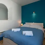 Bruno 1&2 - Two-room Penthouse - Wonderful Panoramic View Of The Sea - The Location, First Row To The - 10 Minutes From Supetar Ferry Port - Free Secured Parking - Facilities Nearby *