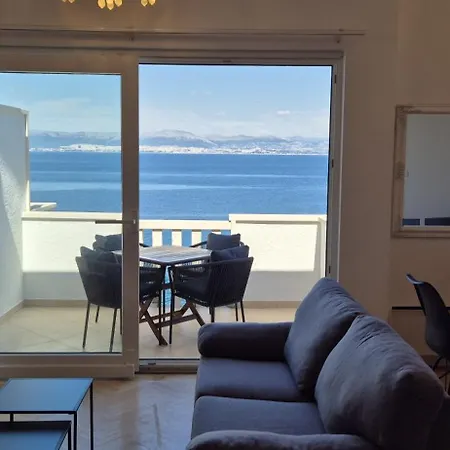 Bruno 1&2 - Two-room Penthouse - Wonderful Panoramic View Of The Sea - The Location, First Row To The - 10 Minutes From Supetar Ferry Port - Free Secured Parking - Facilities Nearby 아파트 *